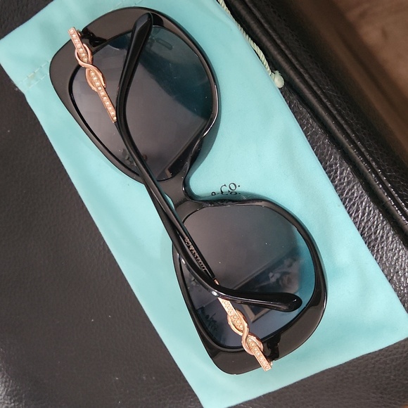 Tiffany sunglasses - Picture 4 of 7